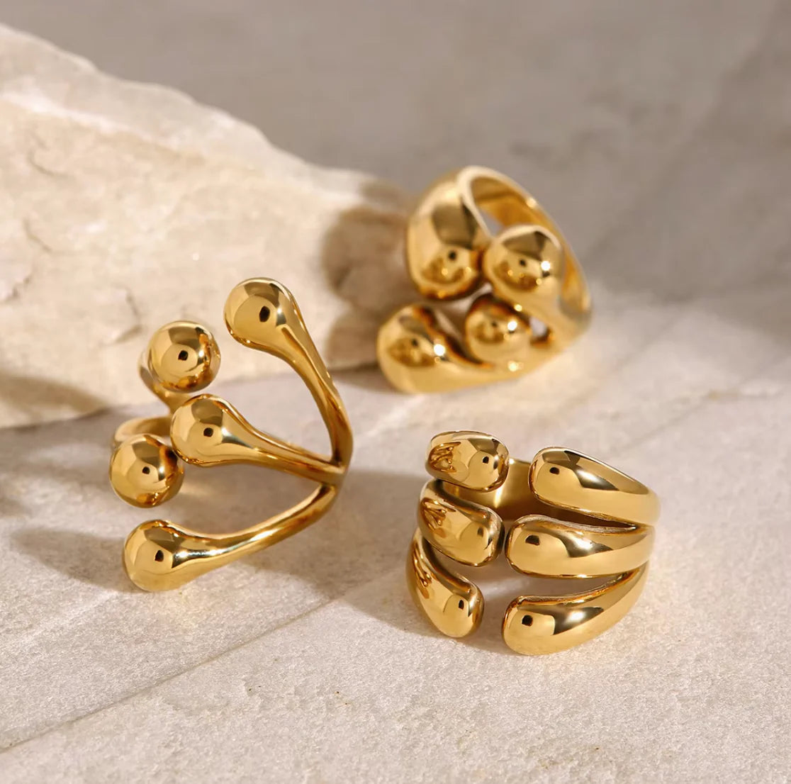 ARIANA Ring
