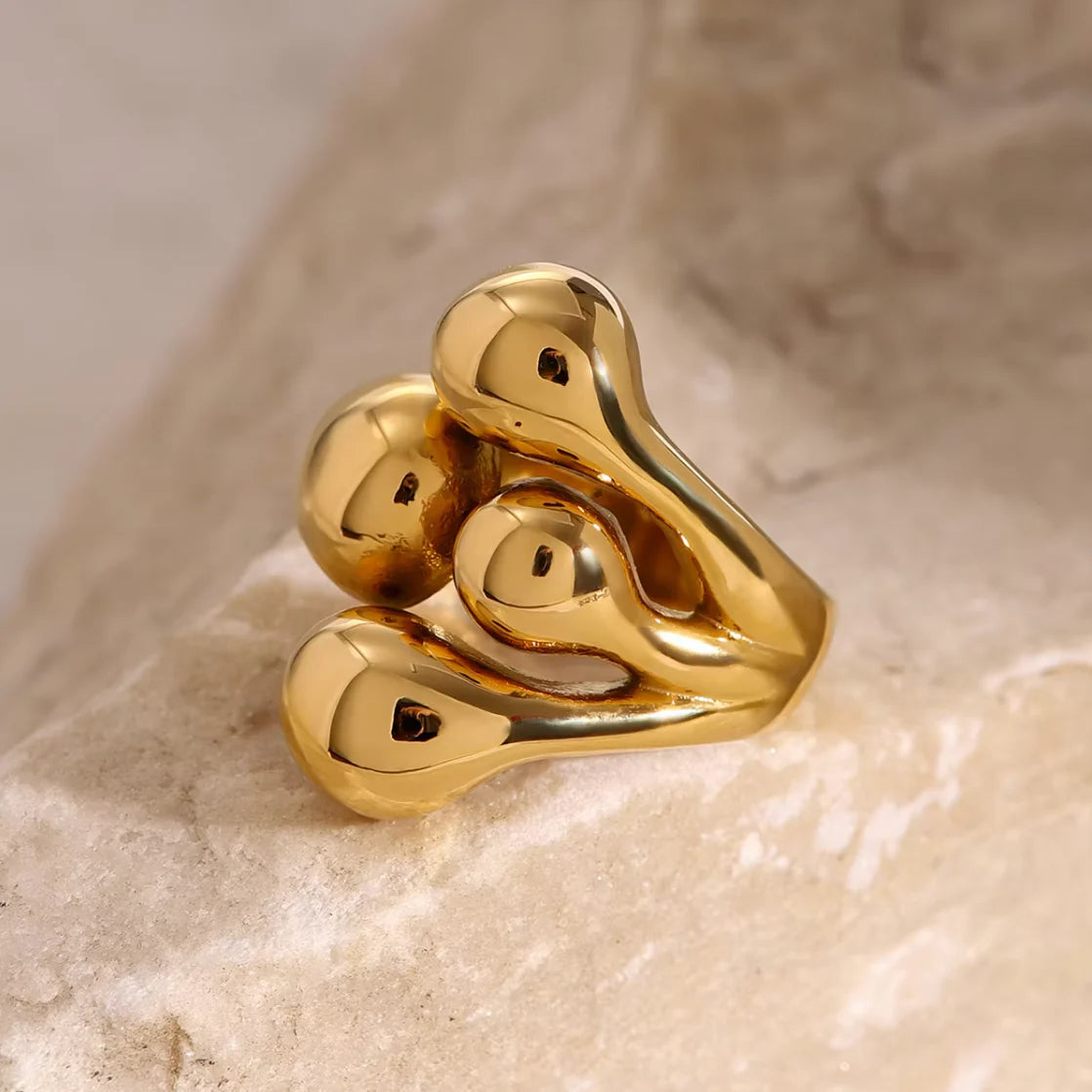 EVERLY Ring