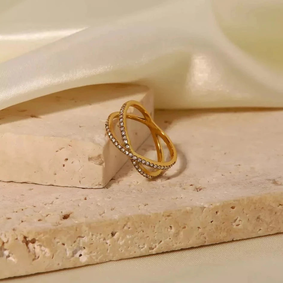 BORN TO EXPRESS Ring